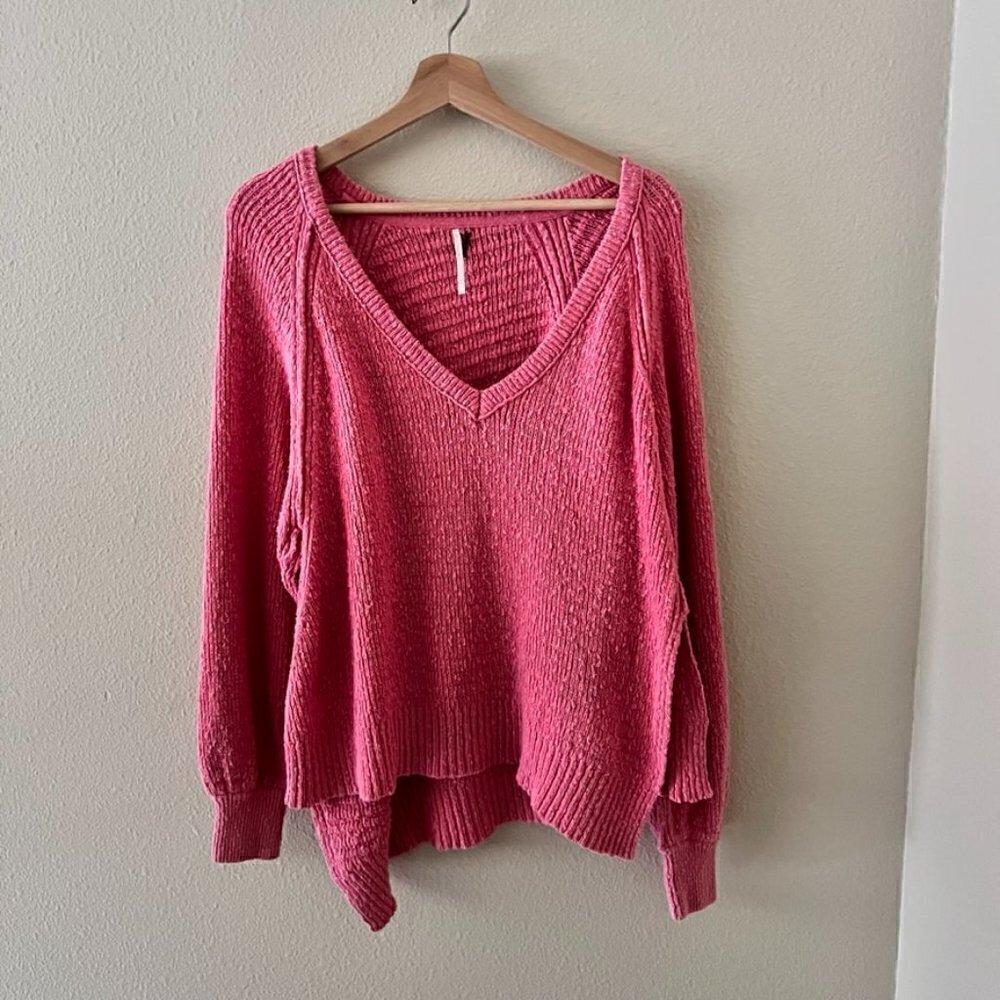 Free People West Coast Asymmetrical Sweater In Rose Pink XS​​​​​​​​​​​​​​​​​​ - Picture 2 of 7
